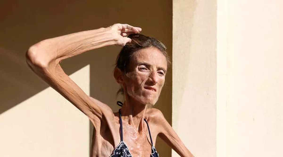 Simona Gherghe a vrut să o CÂNTĂREASCĂ pe cea mai slabă femeie din lume. Vezi cum a reacționat MUMIA