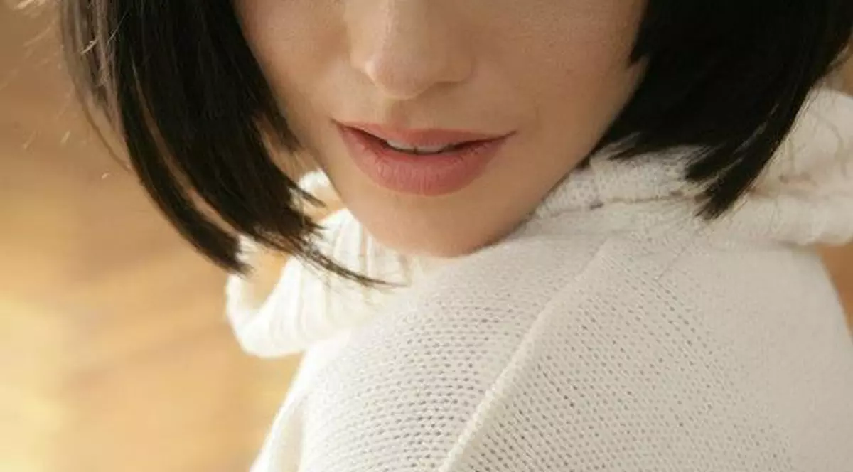 SCHIMBĂRILE RADICALE de LOOK pe care le-a făcut Alexandra Dinu de dragul meseriei | FOTO