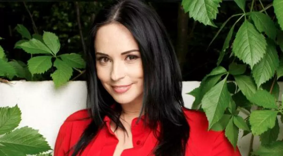 Andreea Marin: "EXISTĂ VIAŢĂ DUPĂ DIVORŢ"