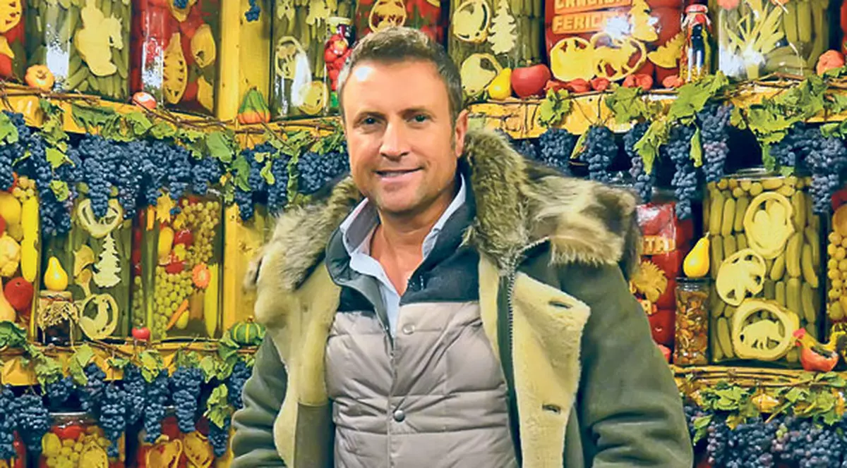 Cătălin Botezatu, fan înfocat al celebrului personaj din Dallas: "Aş fi vrut să am perversitatea lui J.R."