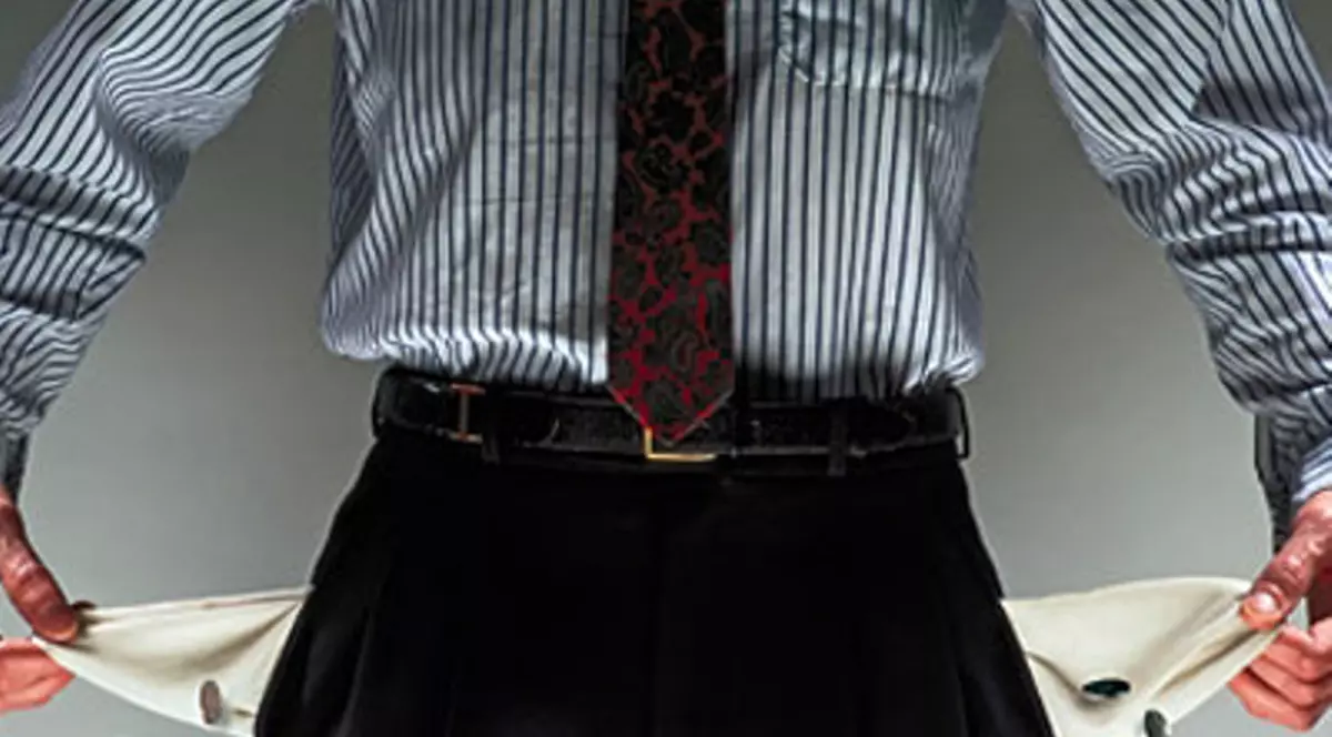 Anul 2013 NE ARDE LA BUZUNARE! Iată ce SCUMPIRI ne aşteaptă de la 1 ianuarie!