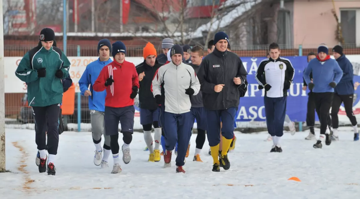 Liga a II-a: Corona vrea să ia coroana!