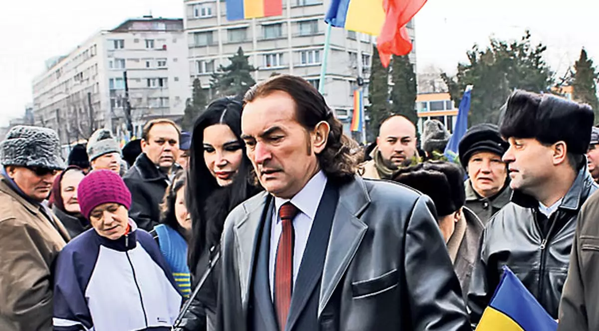 De ziua Unirii, Miron Cozma a fost gonit de la statuia lui Cuza