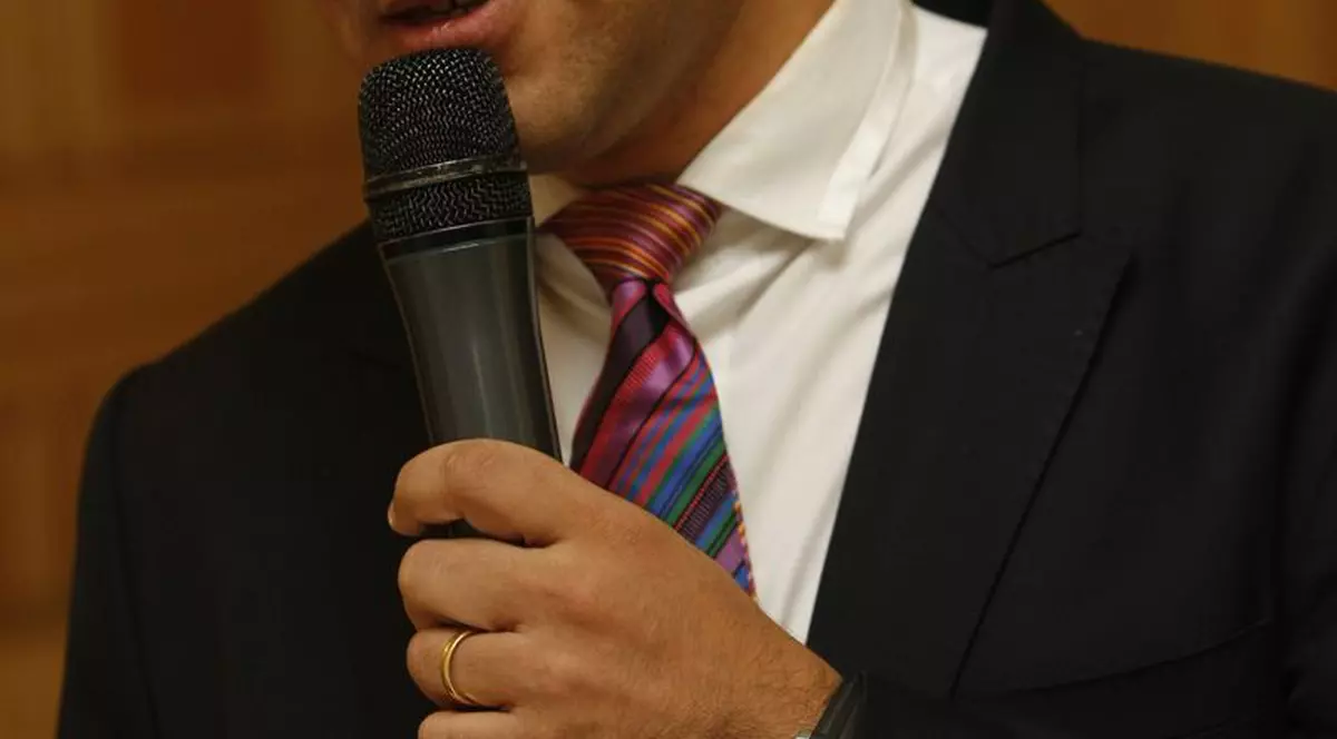 Cristi Brancu: "Ștefan Bănică a caftit-o pe Cristina Țopescu pe plajă, iar Răduleasca a plecat de acasă după ce l-a văzut cu una"