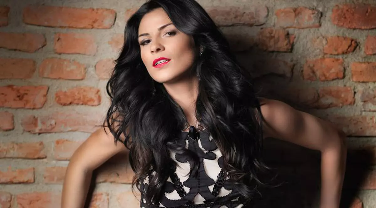 Ellie White se menține în formă cu regimul Victoriei Beckham