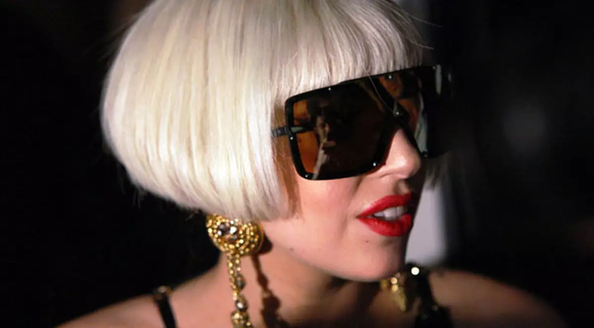 Noul "rege" al Twitter-ului! Are 33,33 de milioane de admiratori şi a detronat-o pe Lady Gaga 