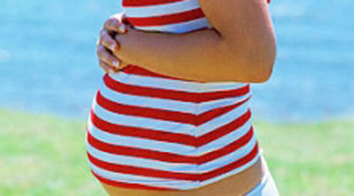 Doi elevi de GENERALĂ din Suceava vor deveni PĂRINŢI!