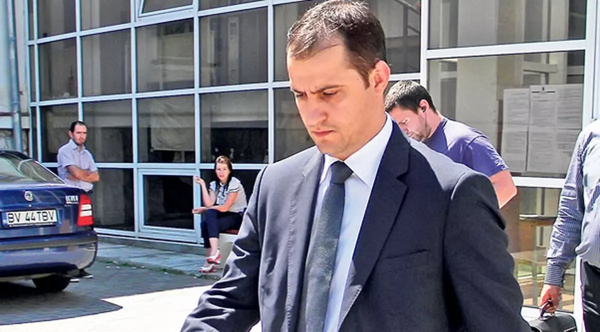 Cer închisoare cu executare pentru Huidu