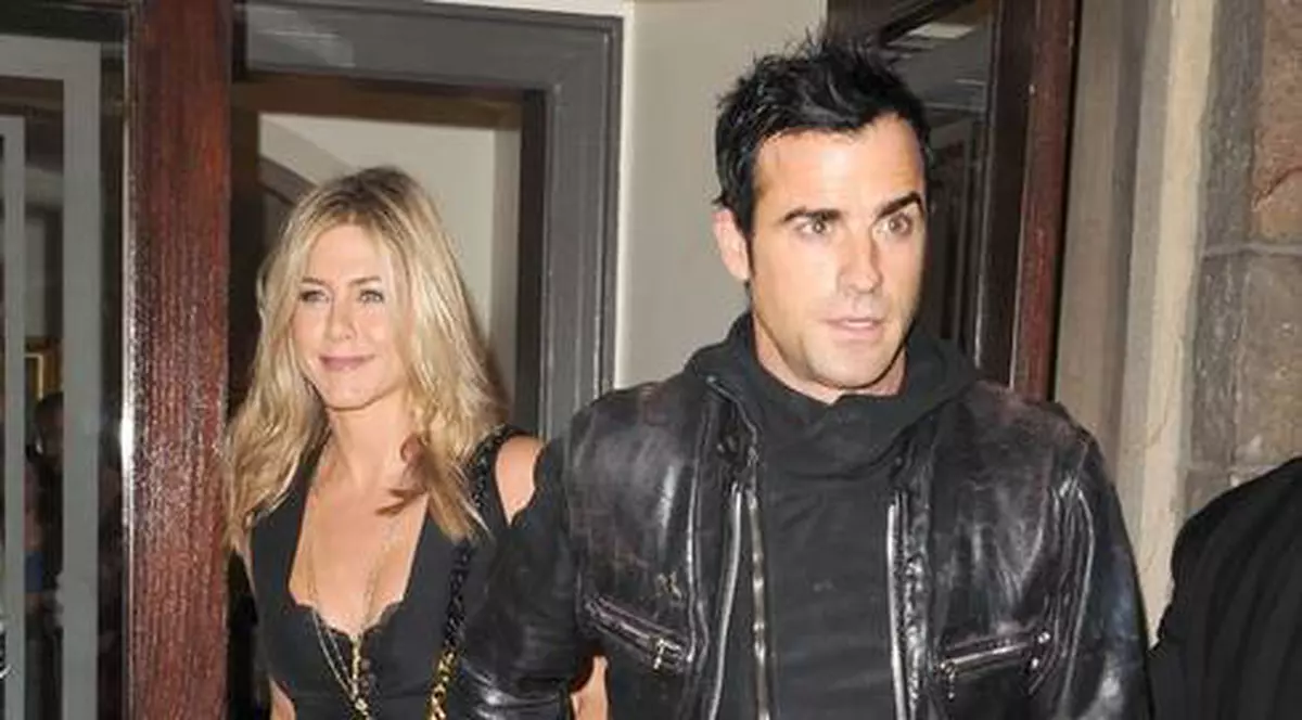 Nunta programată de Revelion, o MINCIUNĂ? De ce nu s-a mai căsătorit Jennifer Aniston în Mexic