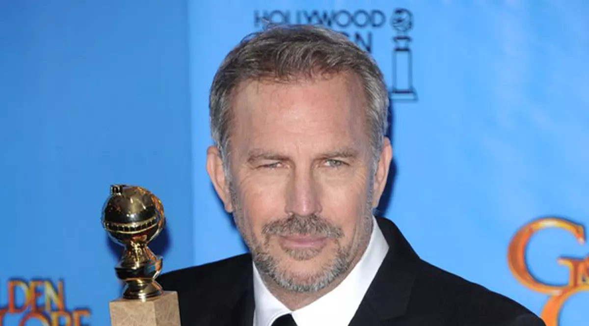 GLOBURILE DE AUR 2013: Kevin Costner a mulţumit României în discursul său