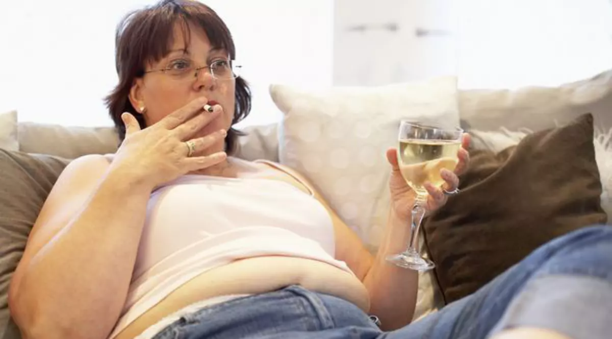 INCREDIBIL! O femeie a pierdut zece numere la haine, după ce fiica sa a fost terorizată de colegi din cauza greutății sale