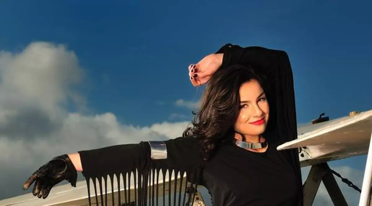 Oana Tache: "Nu mă consider vedetă, dar am admiratori"