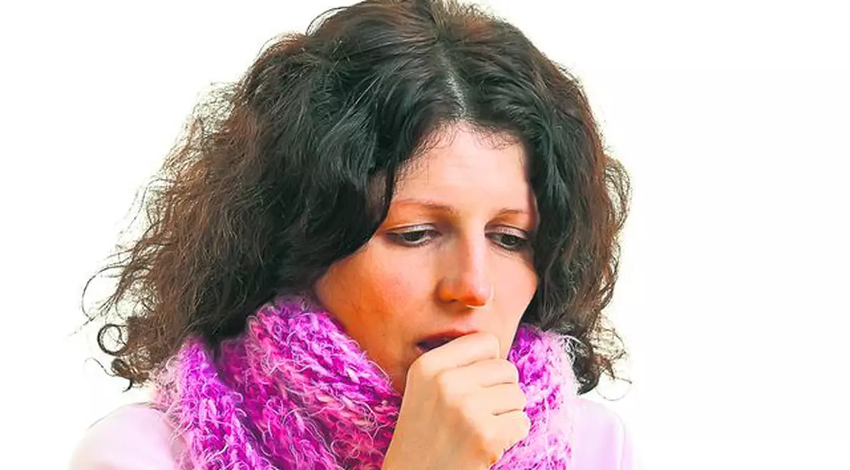 Sucul de ridiche neagră te scapă de tuse