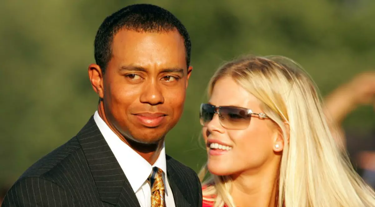 După ce a înşelat-o pe toate drumurile, Tiger Woods vrea înapoi la fosta soţie. Vezi CÂŢI BANI îi cere aceasta ca SĂ-L IA DE BĂRBAT!