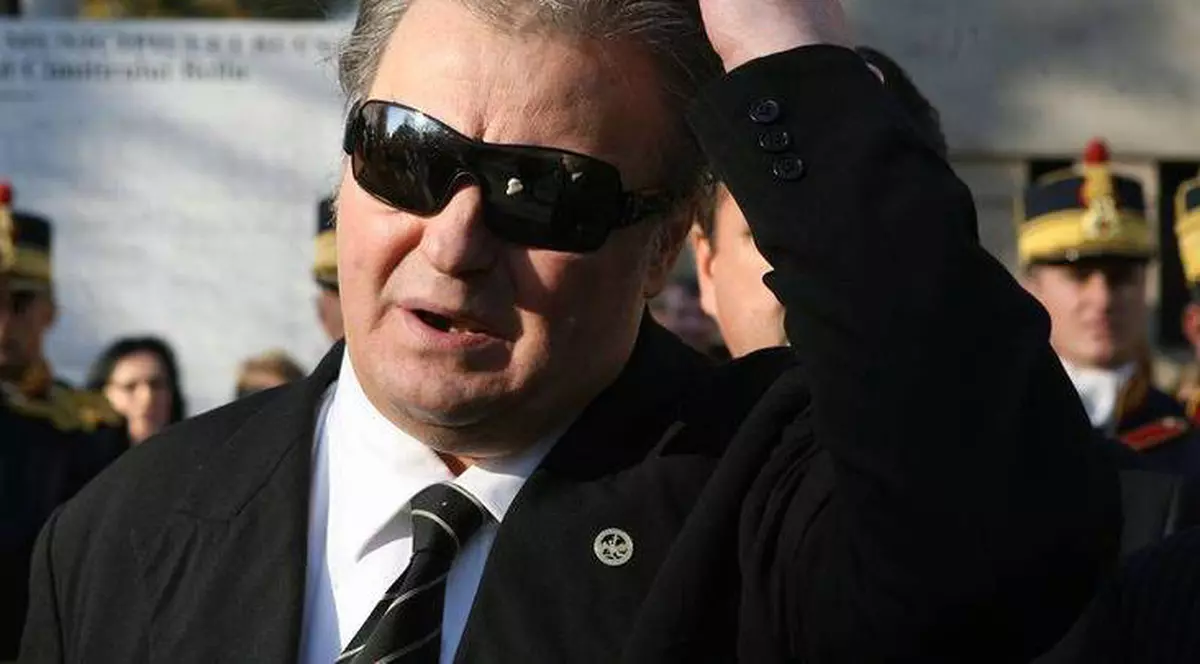 Vadim Tudor, DECLARAȚIE UIMITOARE. De ce NU E DREPT ca Sergiu Nicolaescu să fie tratat ca ”un trabuc în scrumieră”