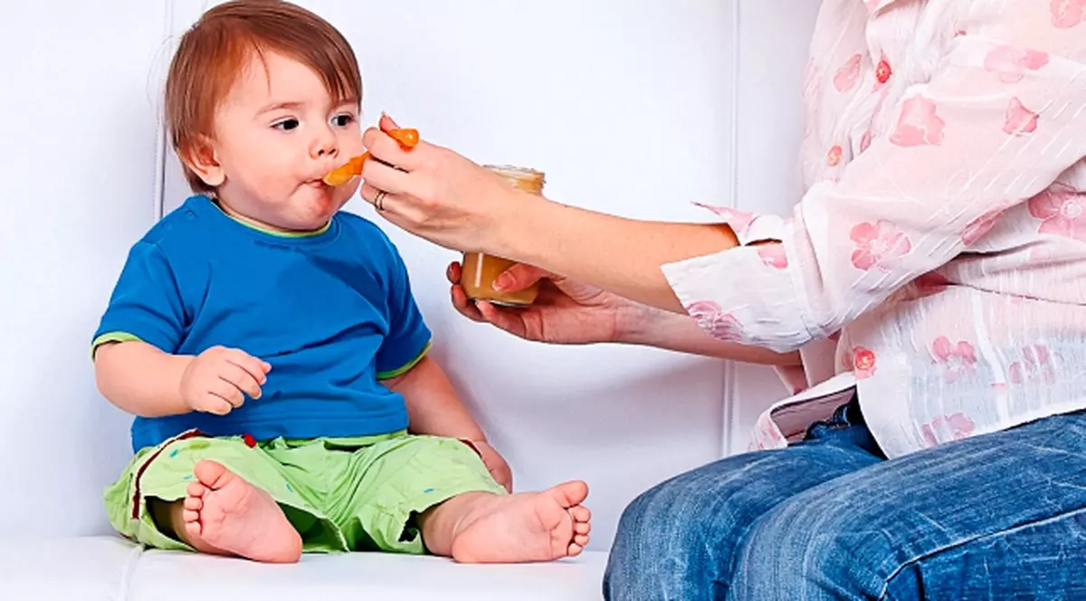 Învață-l să mănânce de toate!