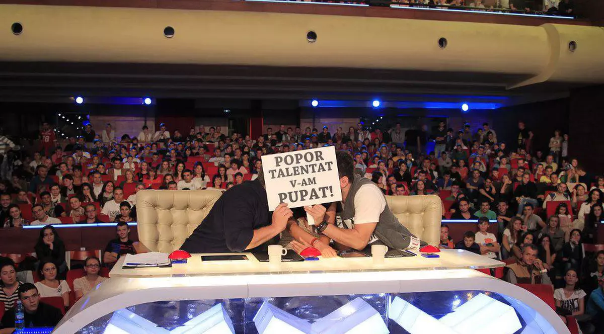 SURPRIZĂ IMENSĂ la "Românii au talent"! Juraţii Andi Moisescu şi Mihai Petre ÎNLOCUIŢI în ultimul moment!