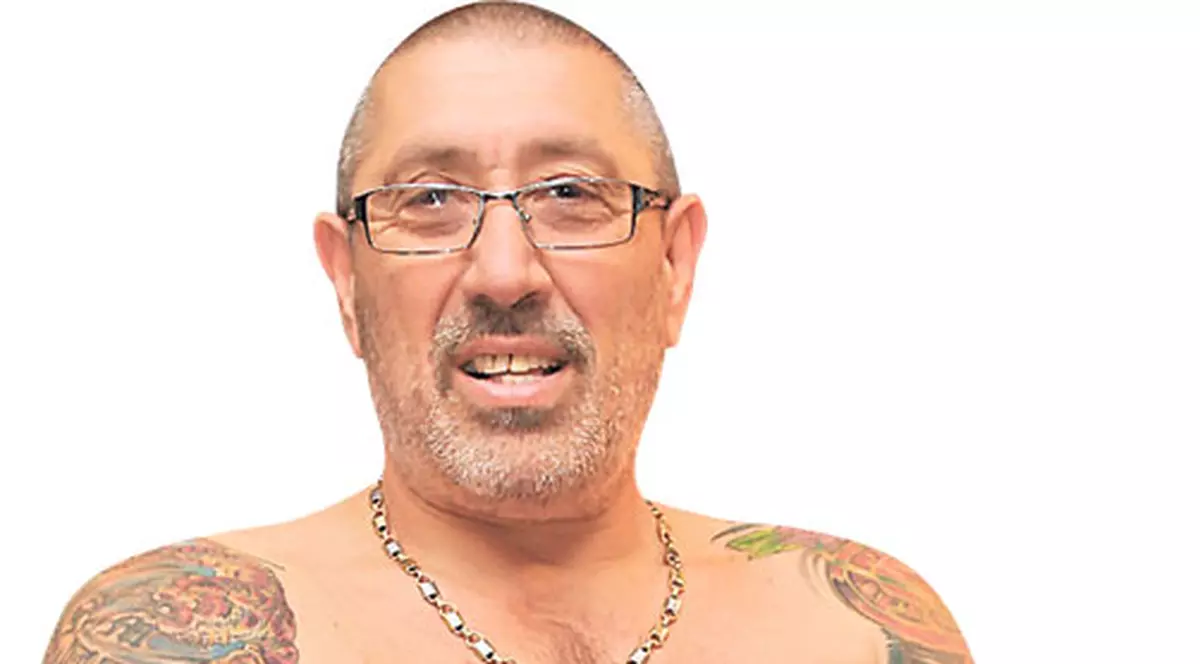 AM AJUNS SĂ O VEDEM ŞI PE-ASTA! Uite ce apariţie a avut SERGHEI MIZIL LA TELEVIZOR