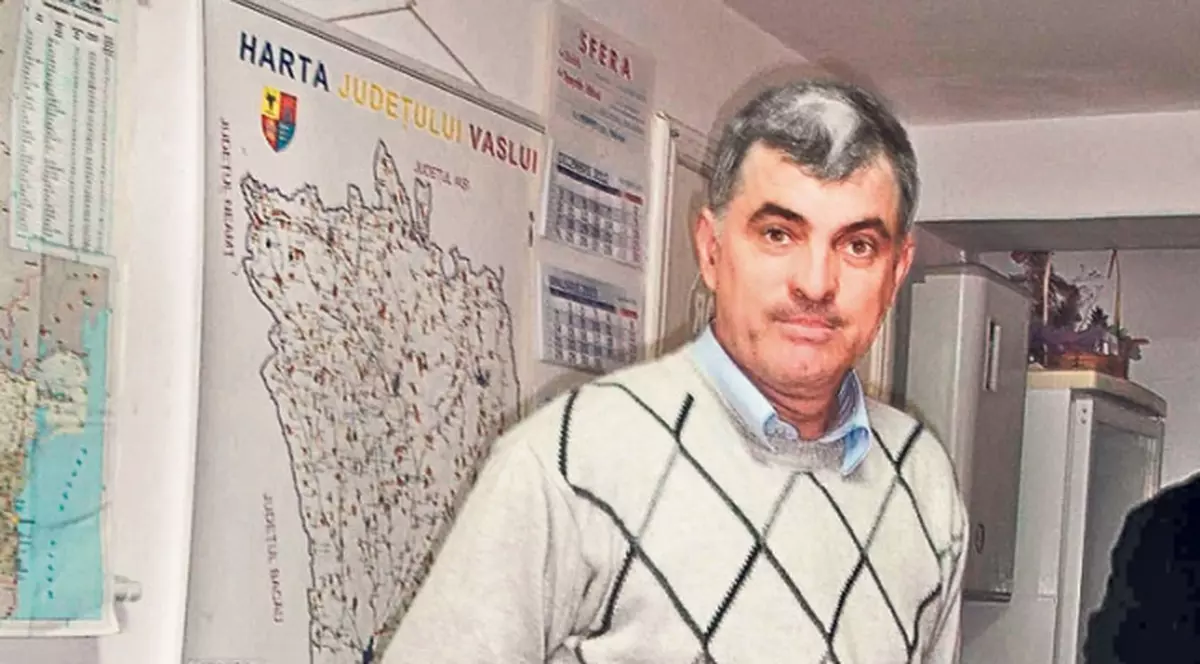 Primarul nu se mai desparte de pistol