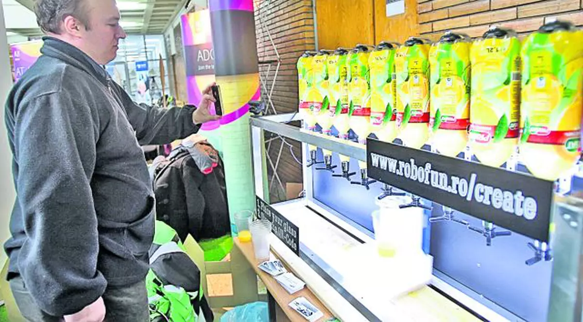 Aşa arată «cârciuma inteligentă» FOTO