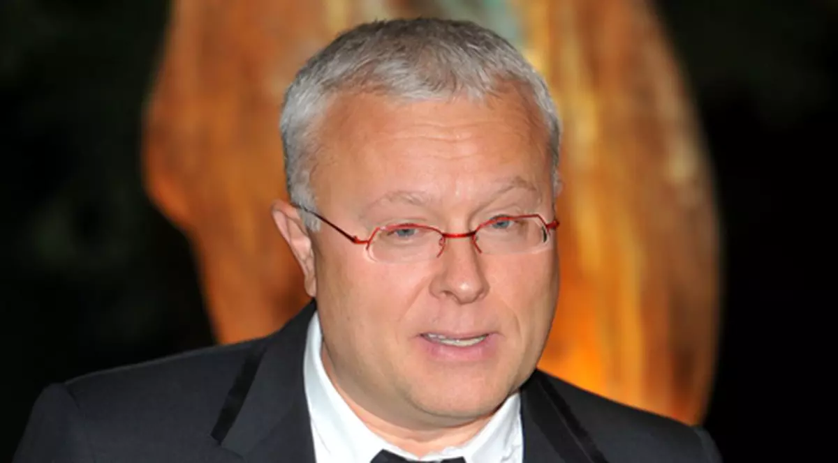 MILIARDARII POT ORICE! Un magnat rus şi-a băgat băieţelul de UN AN ŞI JUMĂTATE în consiliul celei mai mari companii aeriene din Rusia!