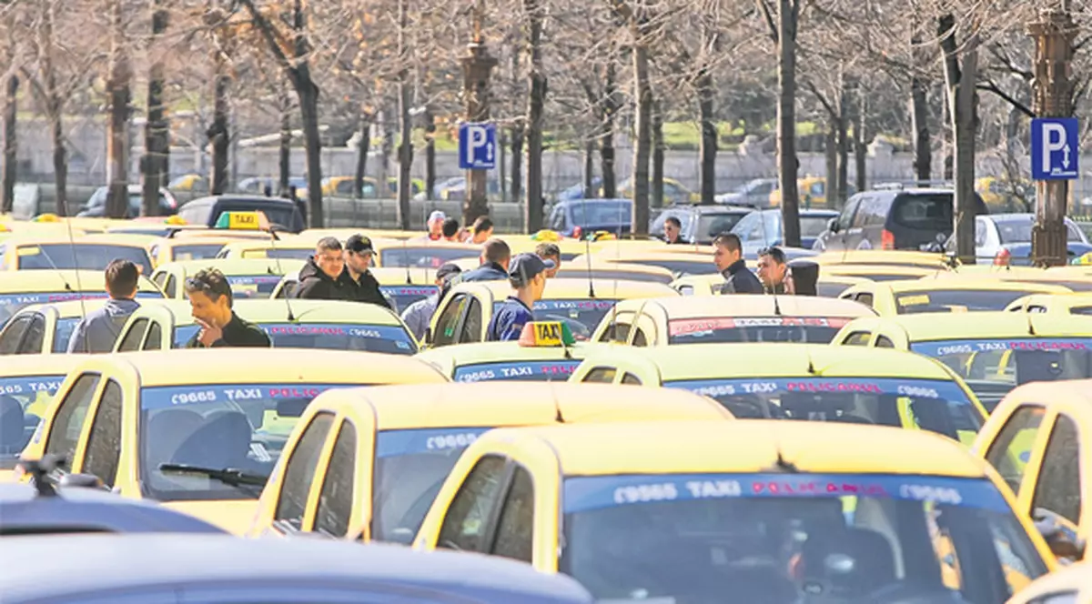 Cristian Lăzărescu spune că modificarea legii taximetriei va declanşa o revoltă de proporţii