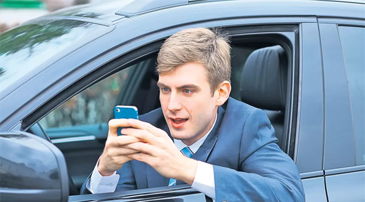 Cu Android la volan | Cele mai bune aplicații gratuite pentru telefoanele mobile