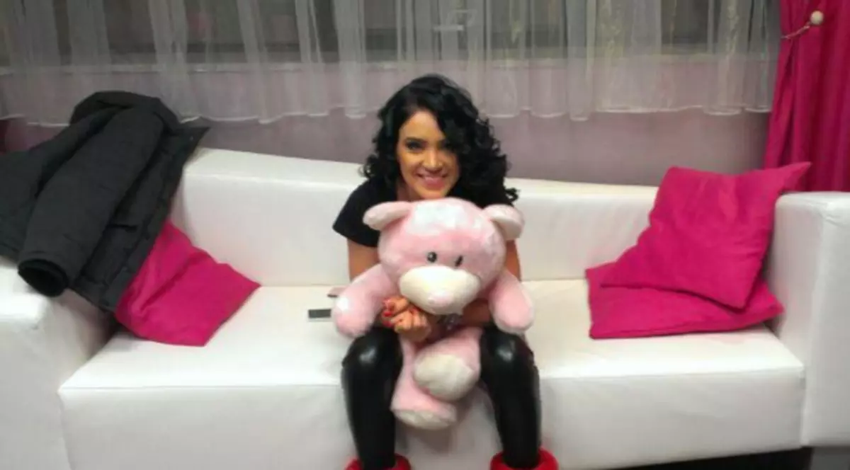 "Adelina, o să ne spui CĂ FACI UN BEBE?". Uite cine spune asta