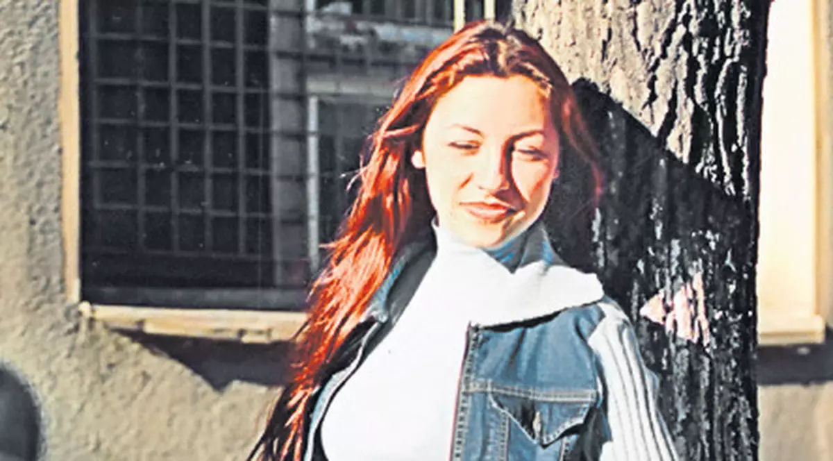 Andra, ce transformare de imagine în 10 ani!