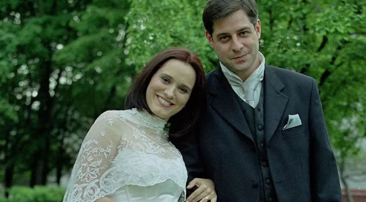 Cum s-au CUNOSCUT și ÎNDRĂGOSTIT Andreea Esca şi Alexandre Eram. Cine crezi că a făcut primul pas?