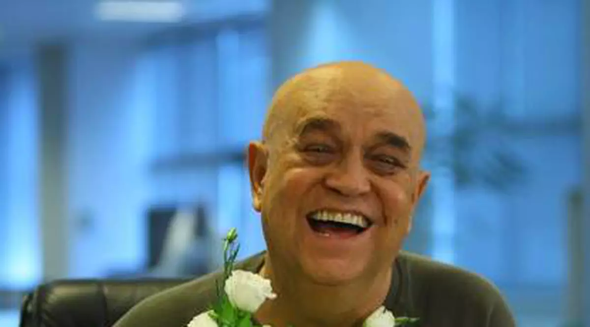 Nea Beni i-a dăruit soţiei un cadou inedit de Sfântul Valentin