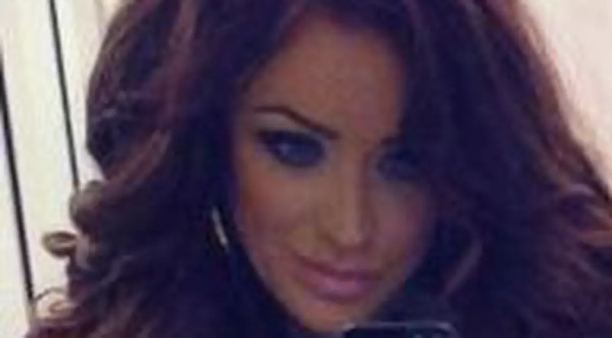 ”Deformată” și ”rahitică”! Imaginile cu Bianca Drăgușanu care au stârnit valuri de critici | FOTO