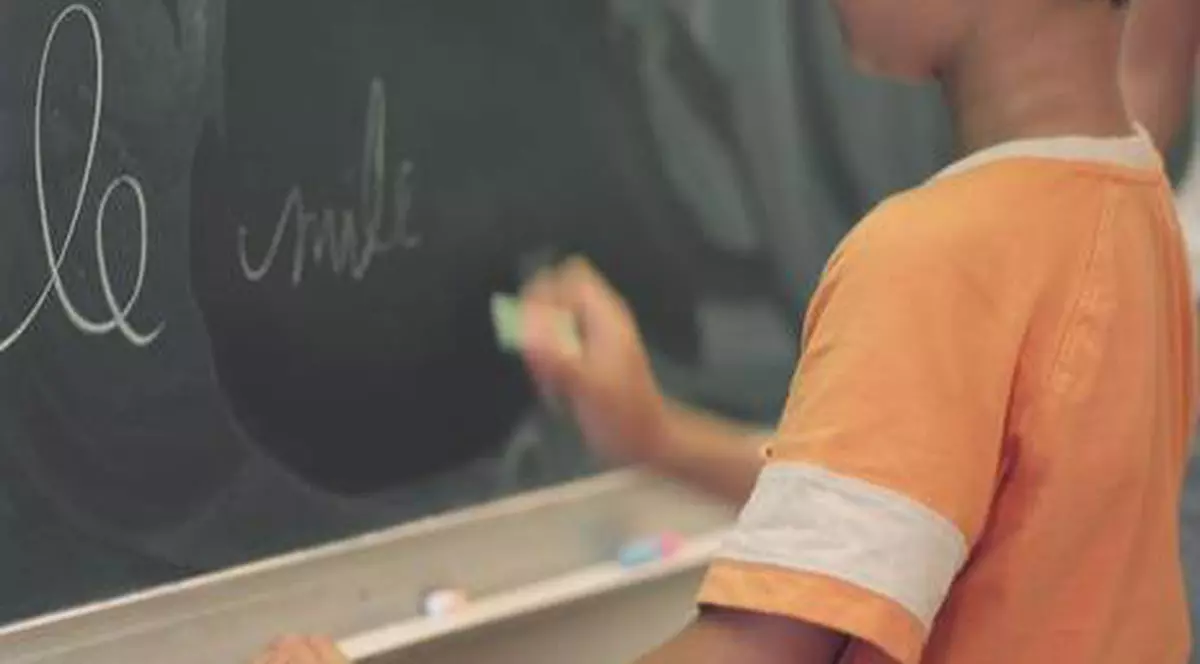 Micuţii din clasele primare vor face la şcoală mişcare pe muzică