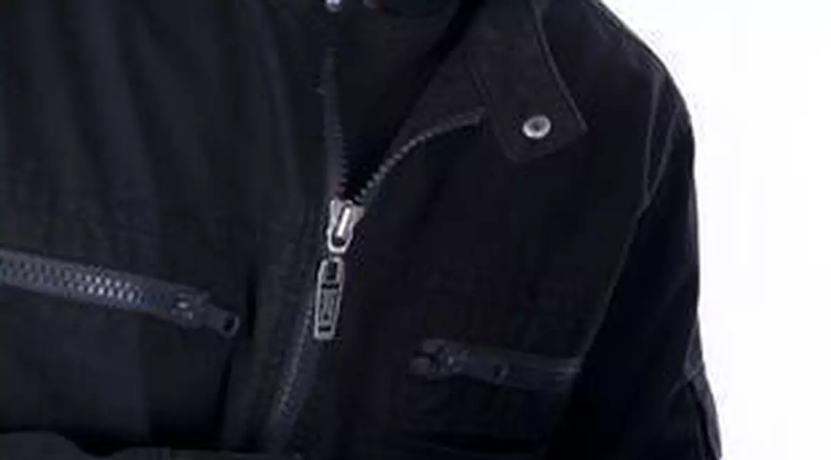 Se întâmplă în România! A jefuit o benzinărie cu un pistol de jucărie!