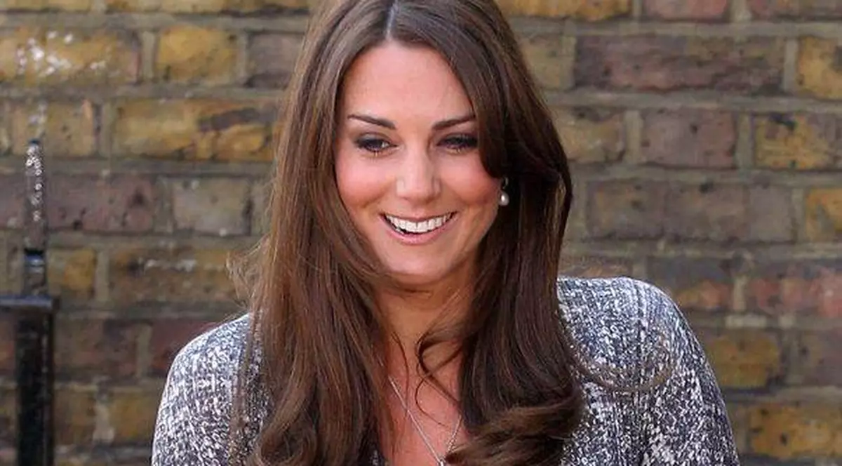 ZVON-BOMBĂ despre sarcina lui Kate Middleton! Dacă e adevărat, O POATE DISTRUGE