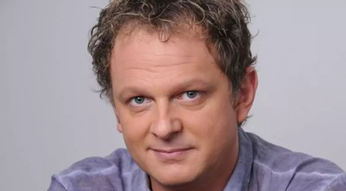 Leonard Miron a plecat de la TVR: "Să nu uitaţi că 'poponarul' vorbeşte 4 limbi străine şi 'homolăul' are masterat şi doctorat"