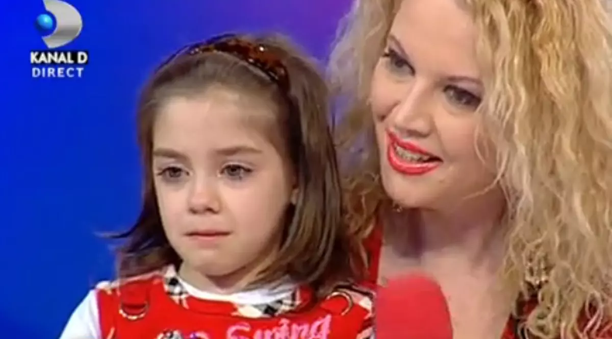 Oana Lis a adoptat la distanță o fetiță: «O iubesc foarte mult și cred că și ea mă iubește»