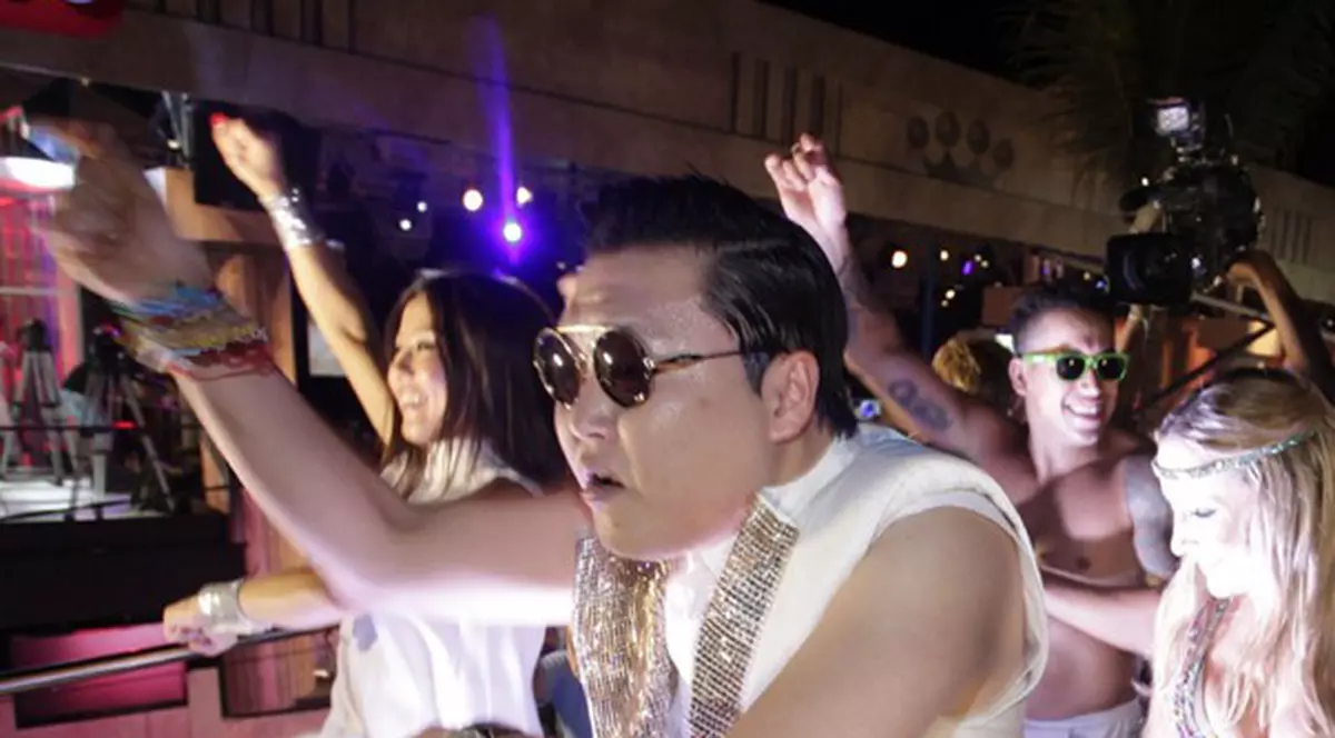 Cântăreţul Psy a reuşit SĂ-I ENERVEZE RĂU pe brazilieni! Vezi de ce unii bărbaţi se consideră DISCRIMINAŢI!