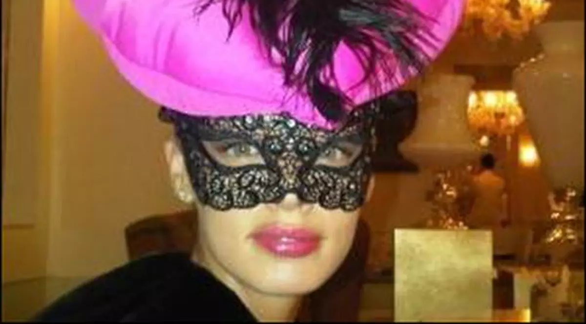 Andreea Raicu: "Ador petrecerile tematice"