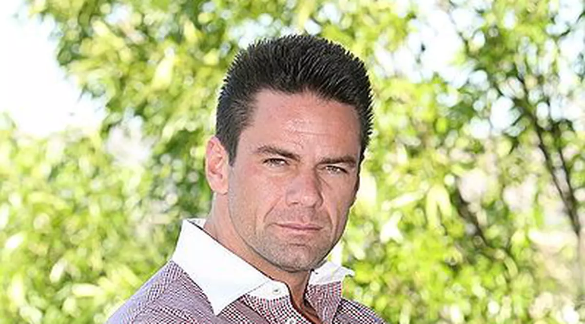 Raul Cristian este SINGURUL ROMÂN care are 7 OSCARURI XXX: "M-am apucat că nu aveam ce mânca"