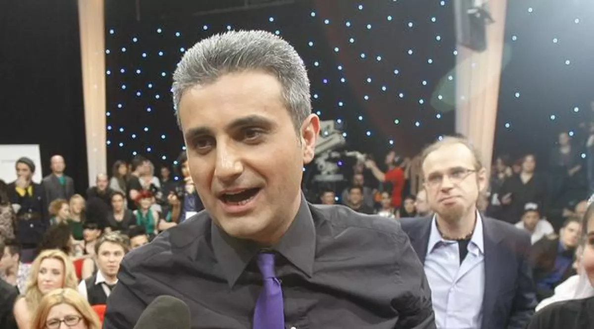 EUROVISION 2013. ROBERT TURCESCU, singur la succesul din semifinala EUROVISION. Unde a fost OANA SÎRBU?