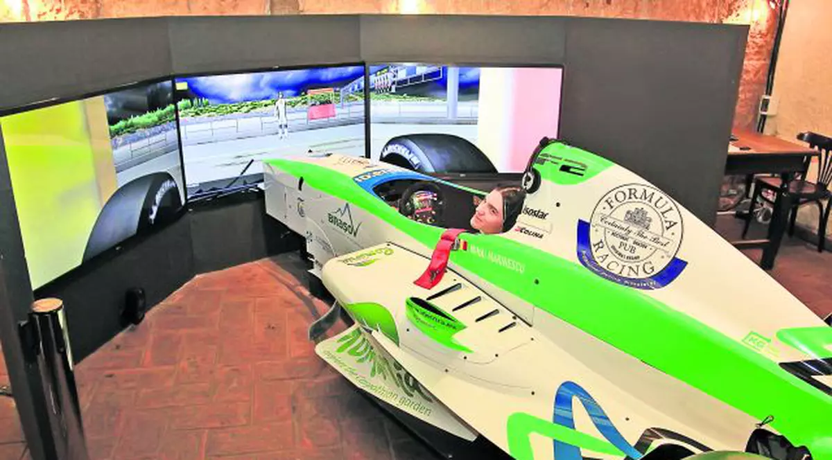 Aşa se antrenează un pilot de curse! 