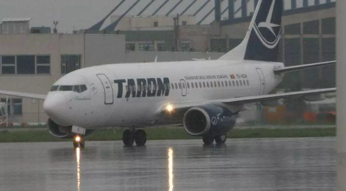Grevă la TAROM! Angajaţii riscă să rămână fără licenţe
