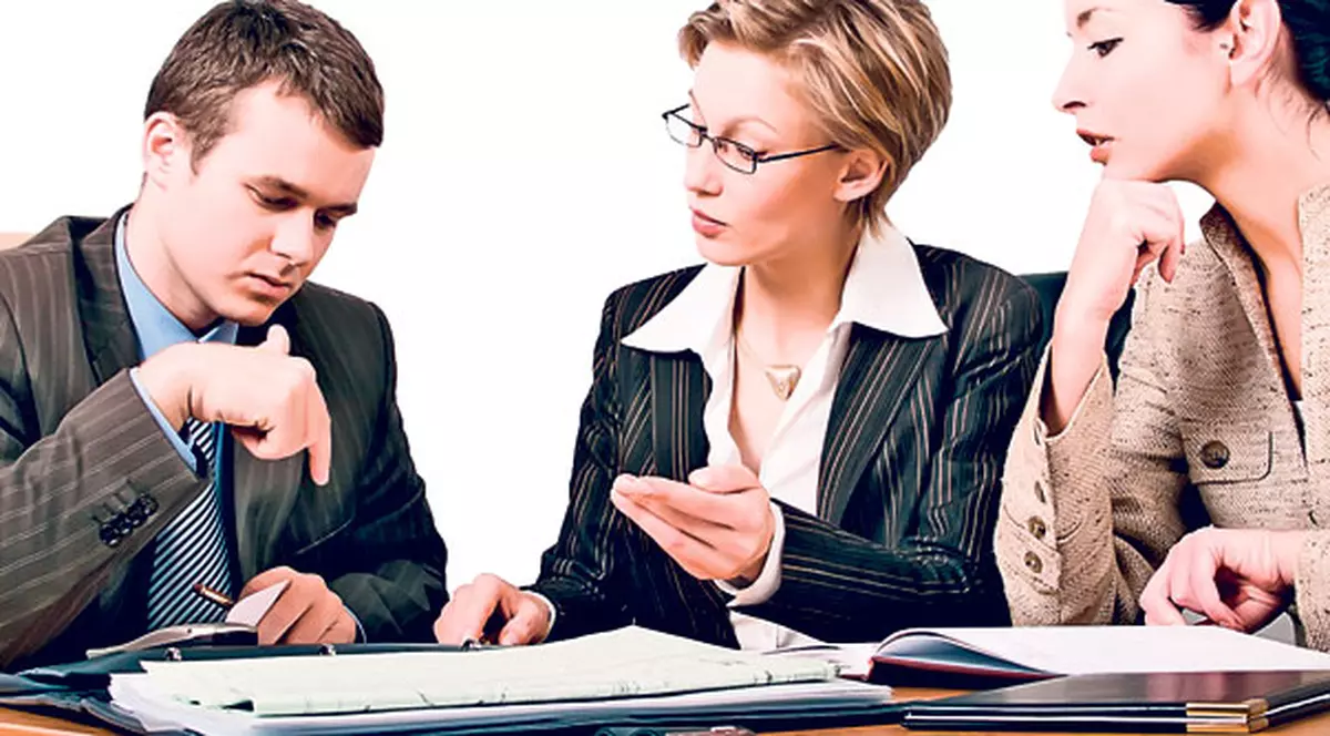 Îţi cauţi un job sau vrei să te reprofilezi? Încearcă o nouă meserie: cea de mediator