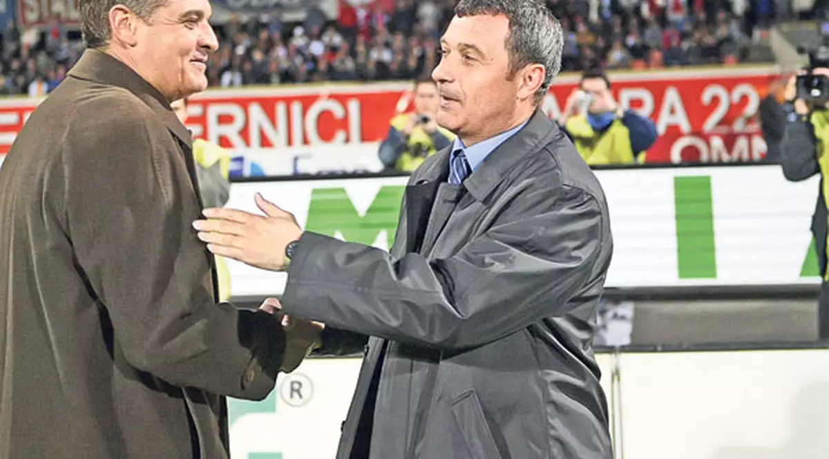 Mircea Rednic (dreapta) a rămas în relații bune cu Ioan Andone (dreapta)