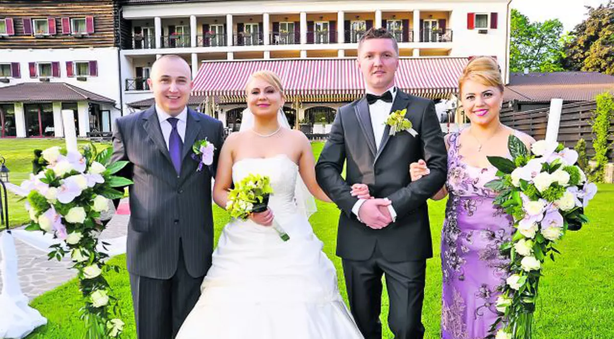 Naşi pentru prima oară? Iată ce îndatoriri aveți, dacă apropiații v-au ales ca «părinți spirituali»