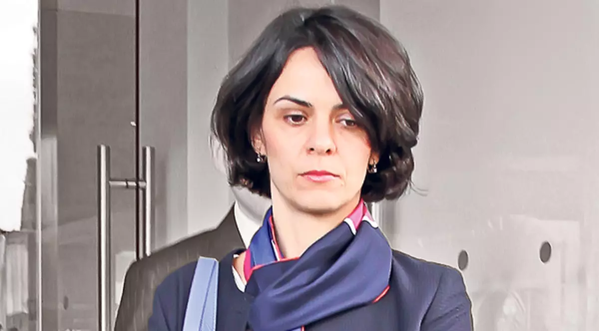 O româncă ar putea salva Ciprul de la dezastru