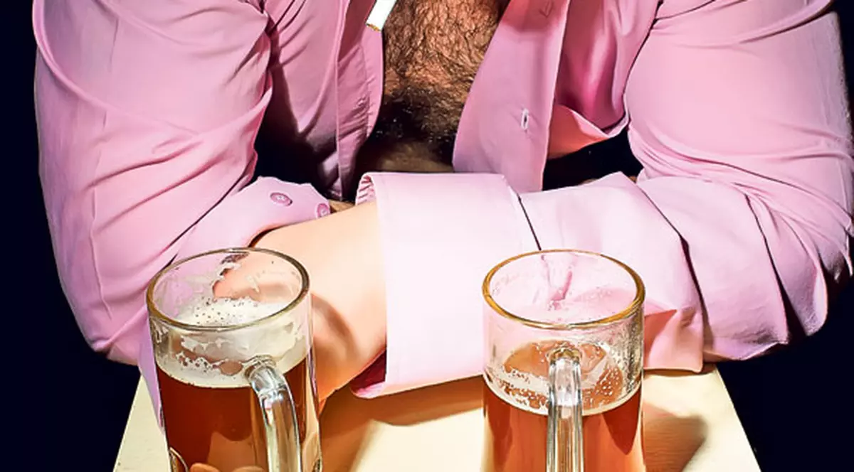 De ziua Păcălelilor scumpesc berea şi ţigările!