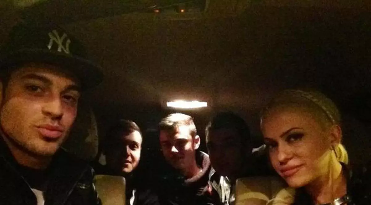 Prima fotografie postată pe Facebook de noul iubit al Andei Adam cu artista!