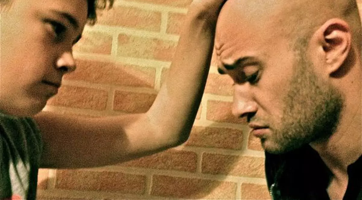 Moment emoţionant cu Mihai Bendeac şi frăţiorul său la filmările Teatru TV | FOTO